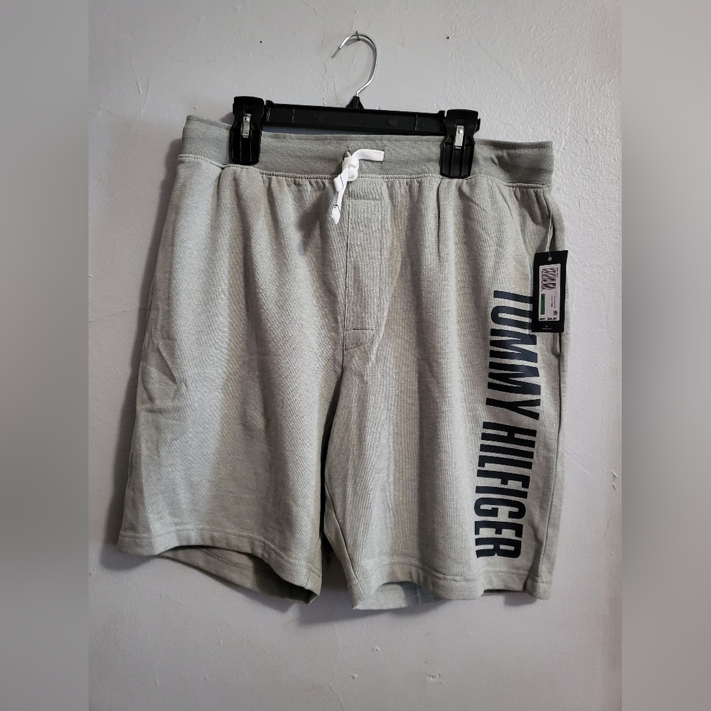 NWT Tommy Hilfiger Relaxed Fit Shorts